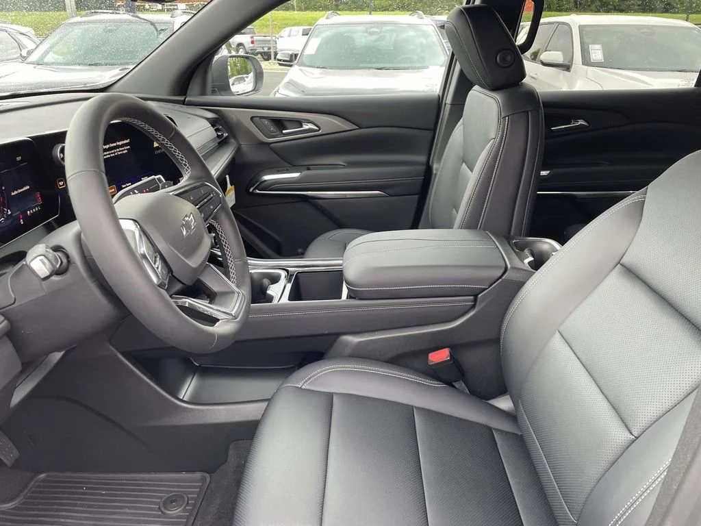 2026 Chevrolet Traverse LT - Photo 21