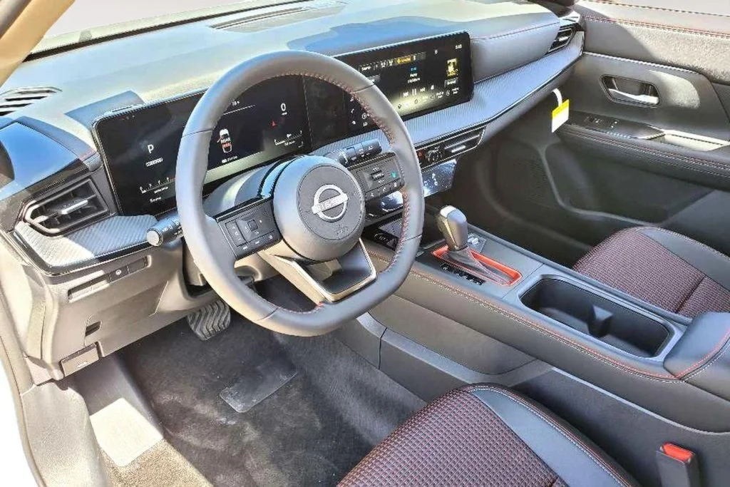 2025 Nissan Kicks SR AWD - Photo 6