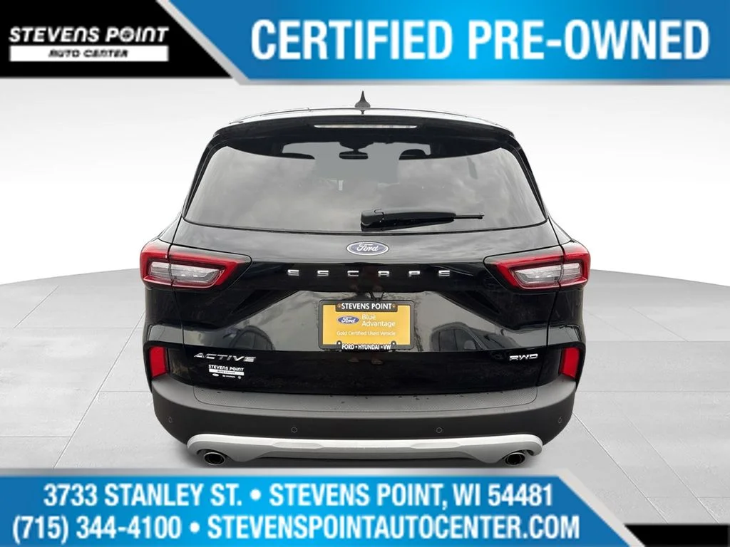 Used 2023 Agate Black Metallic Ford Active image 5