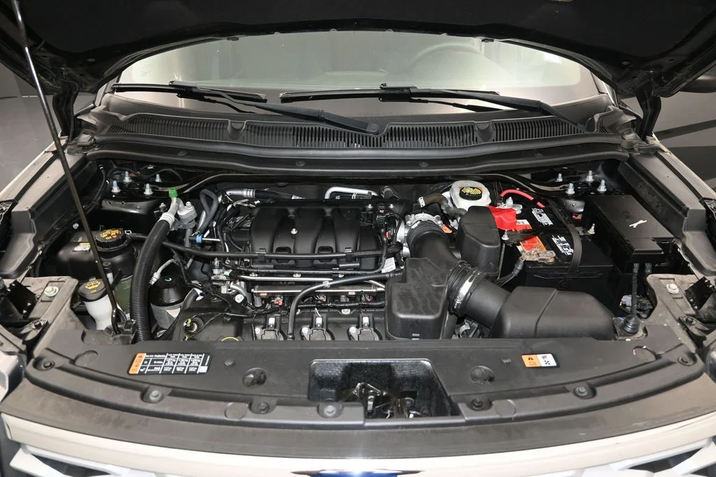 Used 2019 Magnetic Ford XLT image 12