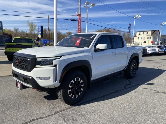 2024 Nissan Frontier PRO-4X Crew Cab 4X4's photo