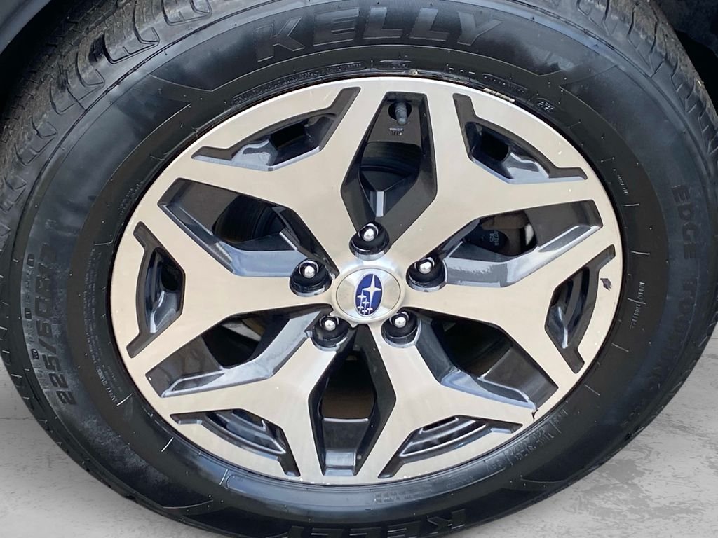 Used 2024 White Subaru Premium image 31