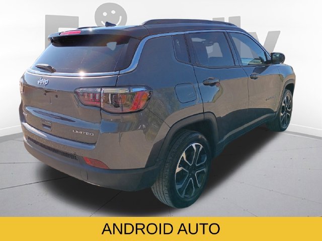 Used 2023 Gray Jeep Limited image 5