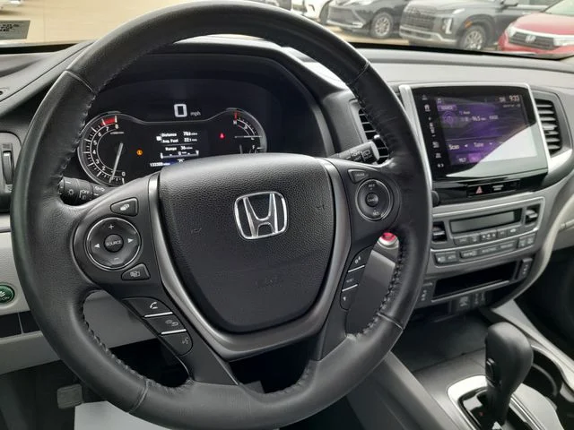 Used 2018  Honda EX-L image 11
