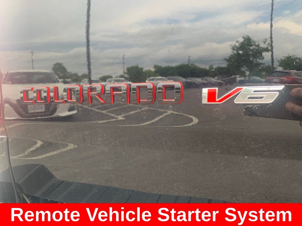 Used 2018 Black Chevrolet LT image 14
