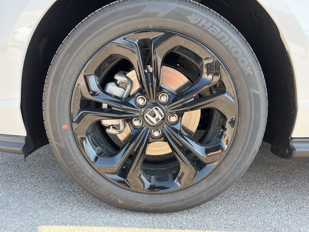 2025 Honda Accord SE - Photo 6