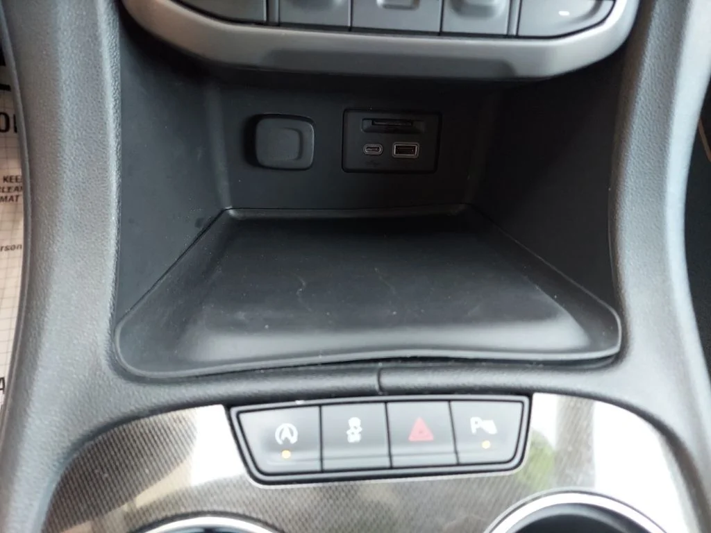 Used 2023 Silver GMC AT4 image 29