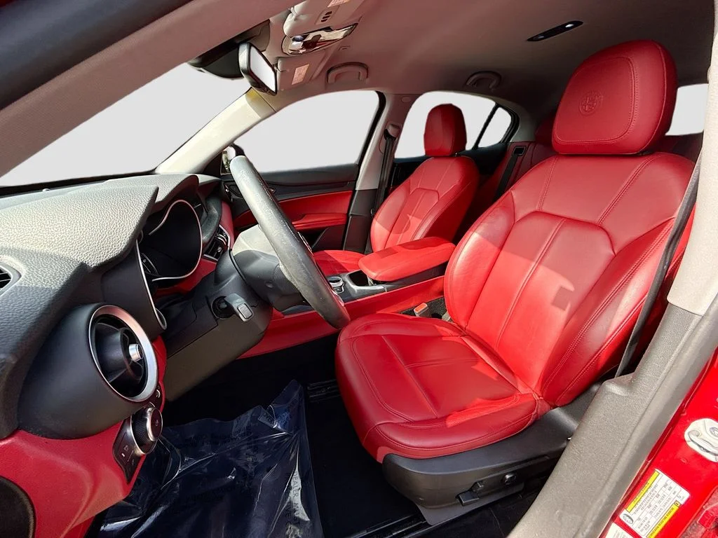 Used 2021 Alfa Rosso Alfa Romeo Sprint image 20