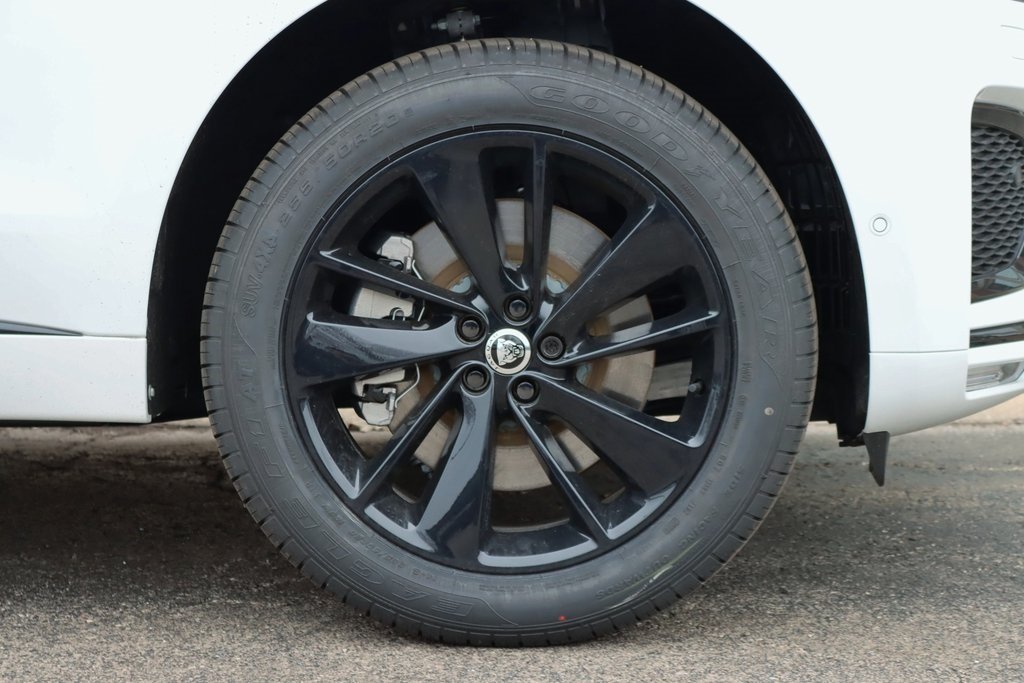 2026 JAGUAR F-PACE - Image 8