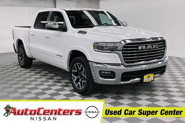 2025 RAM 1500 Laramie 4x4 Crew Cab 5'7's photo