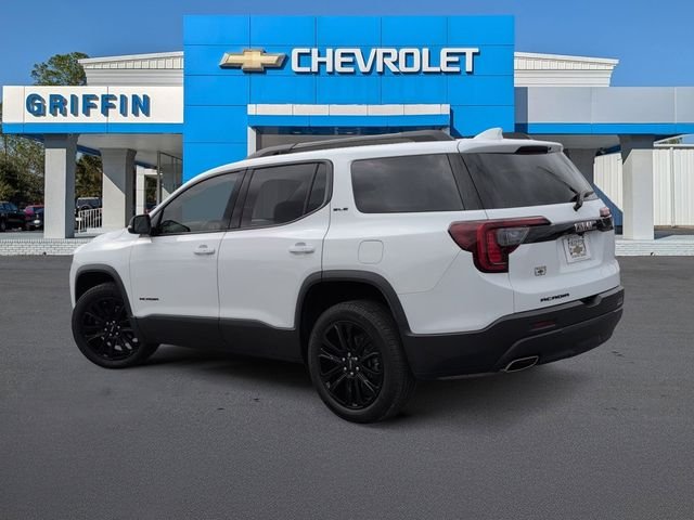 Used 2023 White GMC SLE image 9