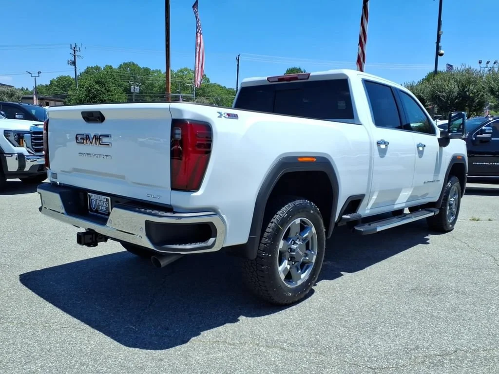 New 2026 Summit White GMC SLT image 27