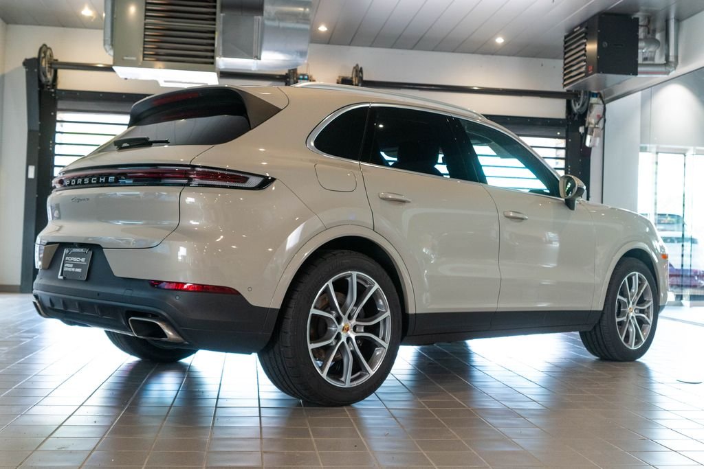 Used 2025 Beige Porsche Base image 10