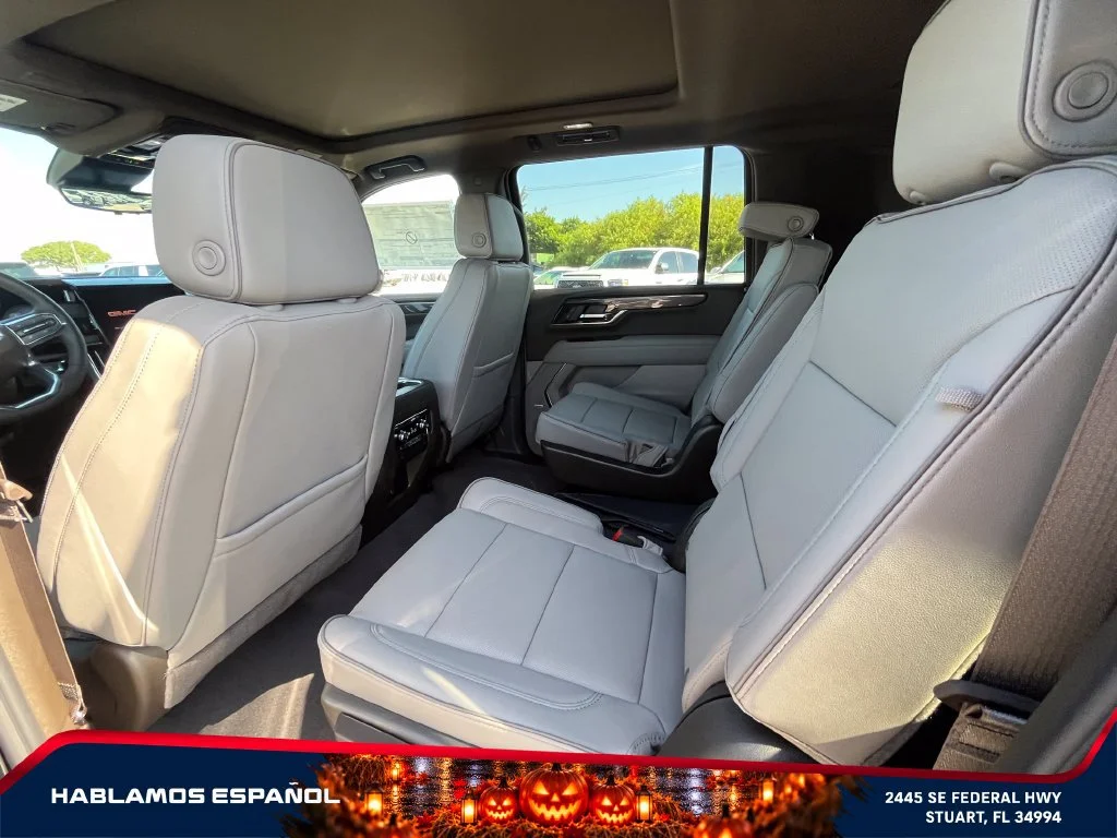 New 2026 Onyx Black GMC Elevation image 13