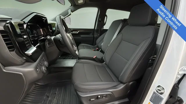 Used 2025 White Chevrolet LT image 21