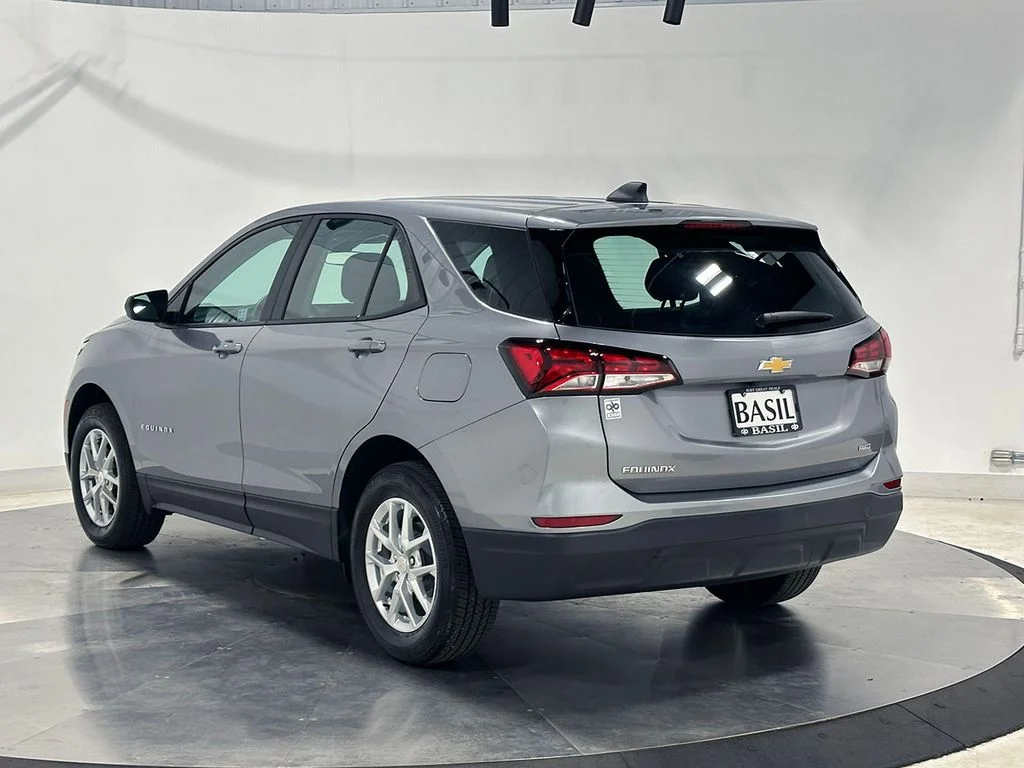 Used 2023 Gray Chevrolet LS image 15