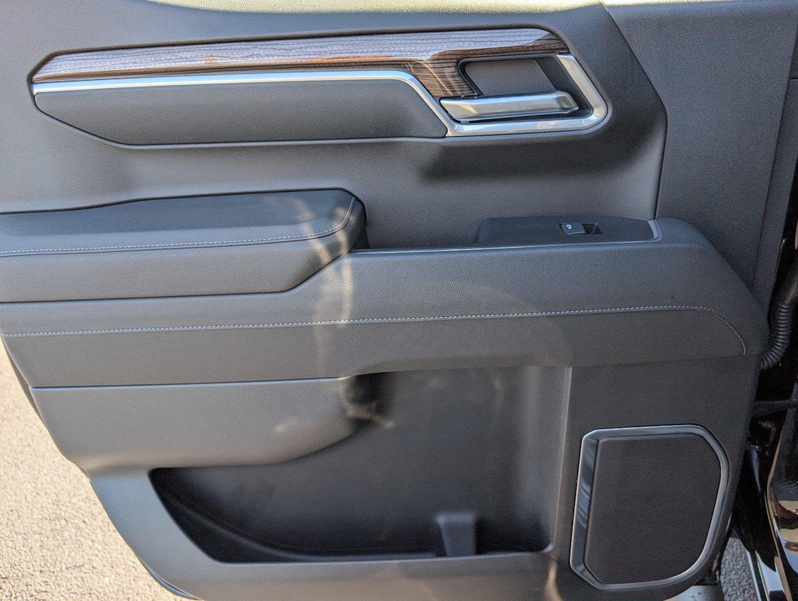 2026 Chevrolet Silverado 1500 RST - Photo 37