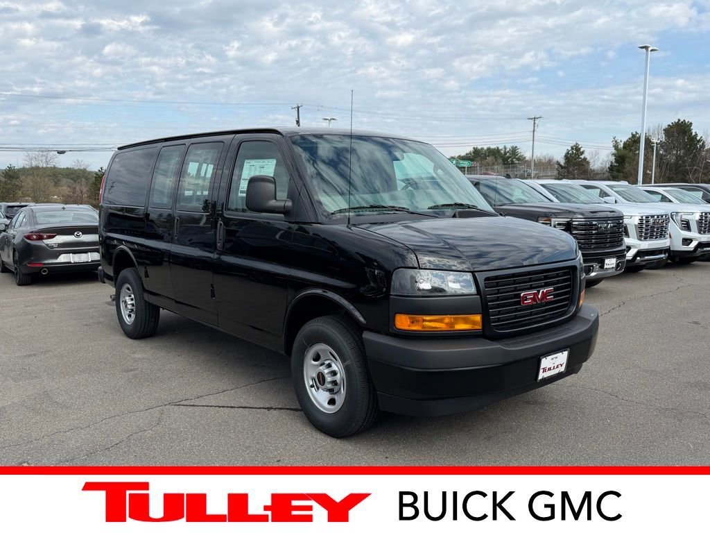 2026 GMC Savana 2500's photo