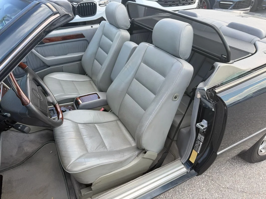 Used 1995  Mercedes-Benz  image 8