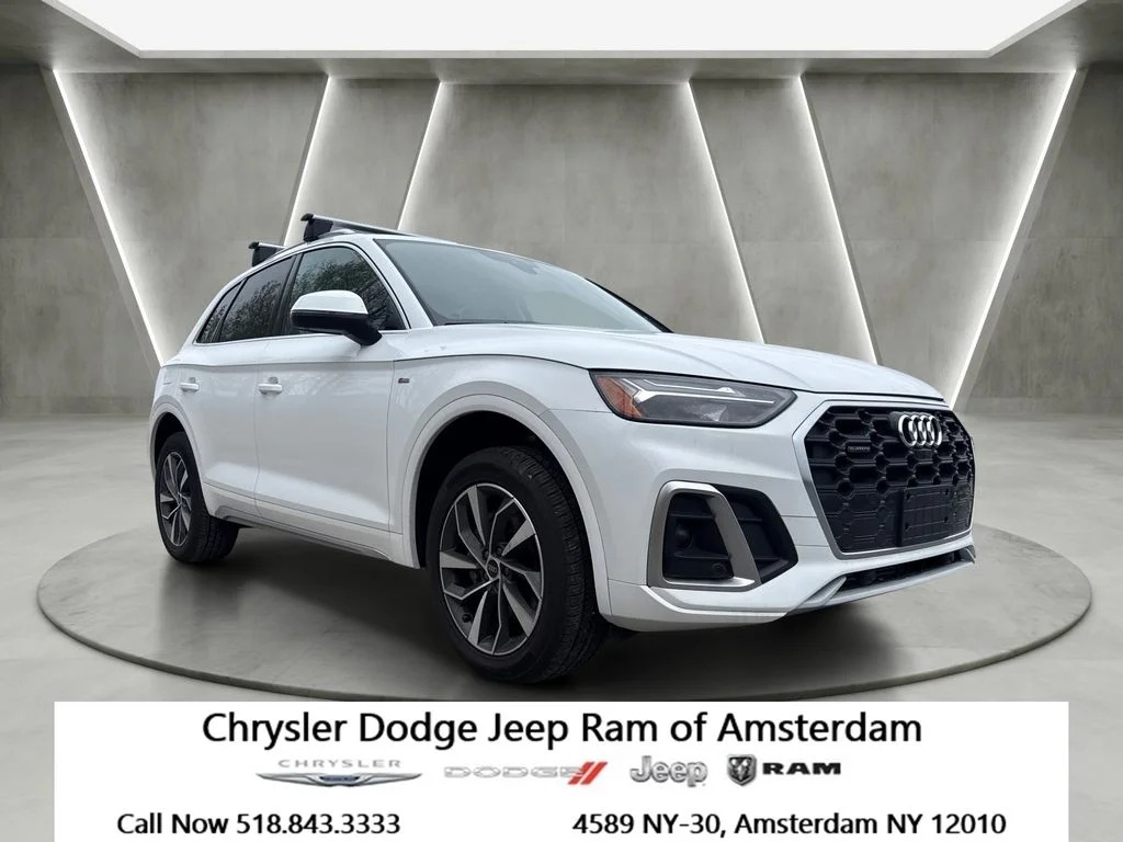 2024 Audi Q5 45 Premium Plus's photo
