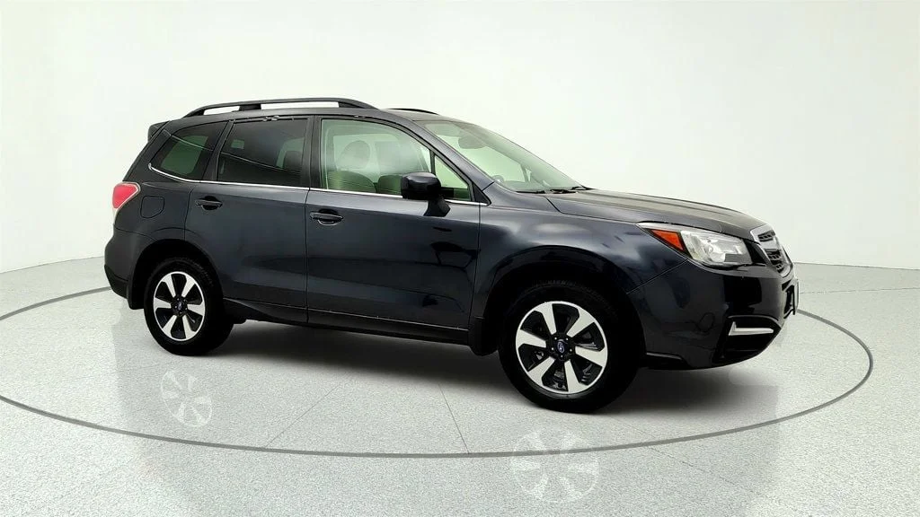 Used 2018 Dark Gray Metallic Subaru 2.5i Limited CVT w/ EyeSight, Navigation & harman/kardon image 3