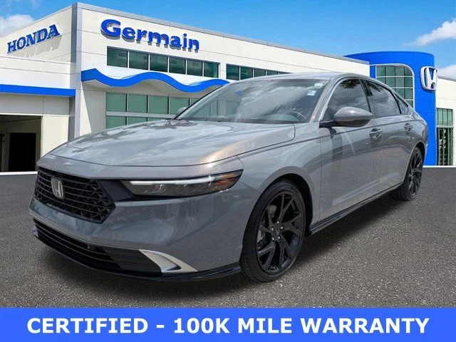 Certified Used 2025  Honda Touring image 1