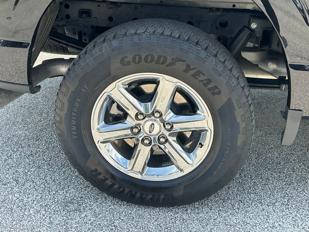 Used 2025 Black Ford XLT image 14