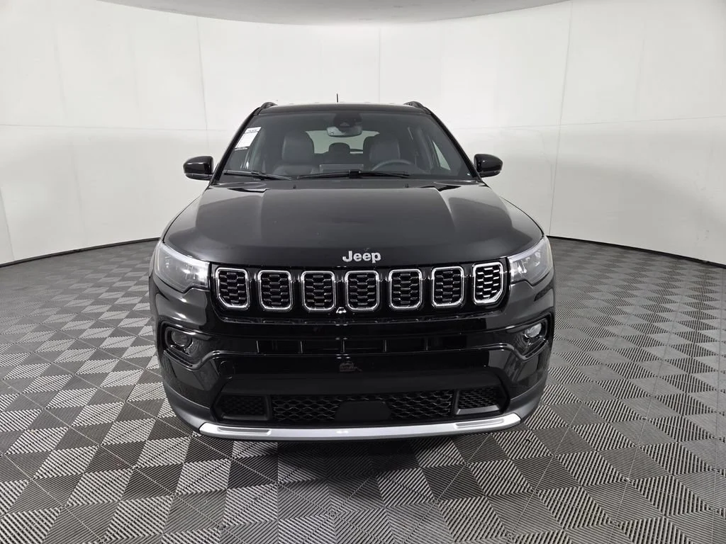 New 2026 Diamond Black Crystal Pearlcoat Jeep Limited image 3