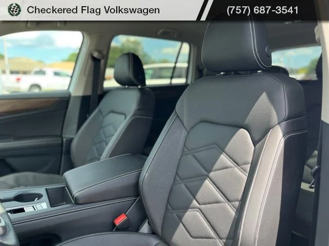 New 2026 White Volkswagen 2.0T SE image 22