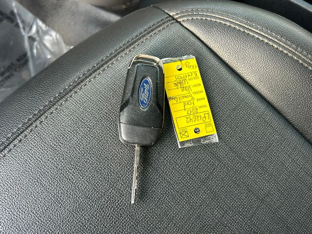 Used 2019 Frozen White Ford XL image 37