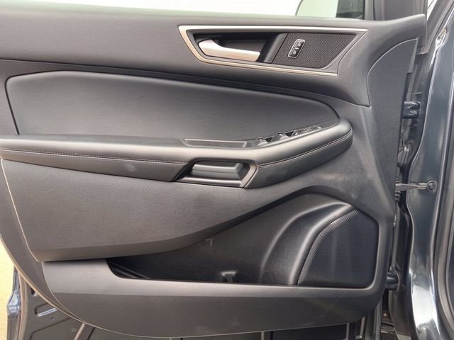 Used 2023 Blue Ford SEL image 13