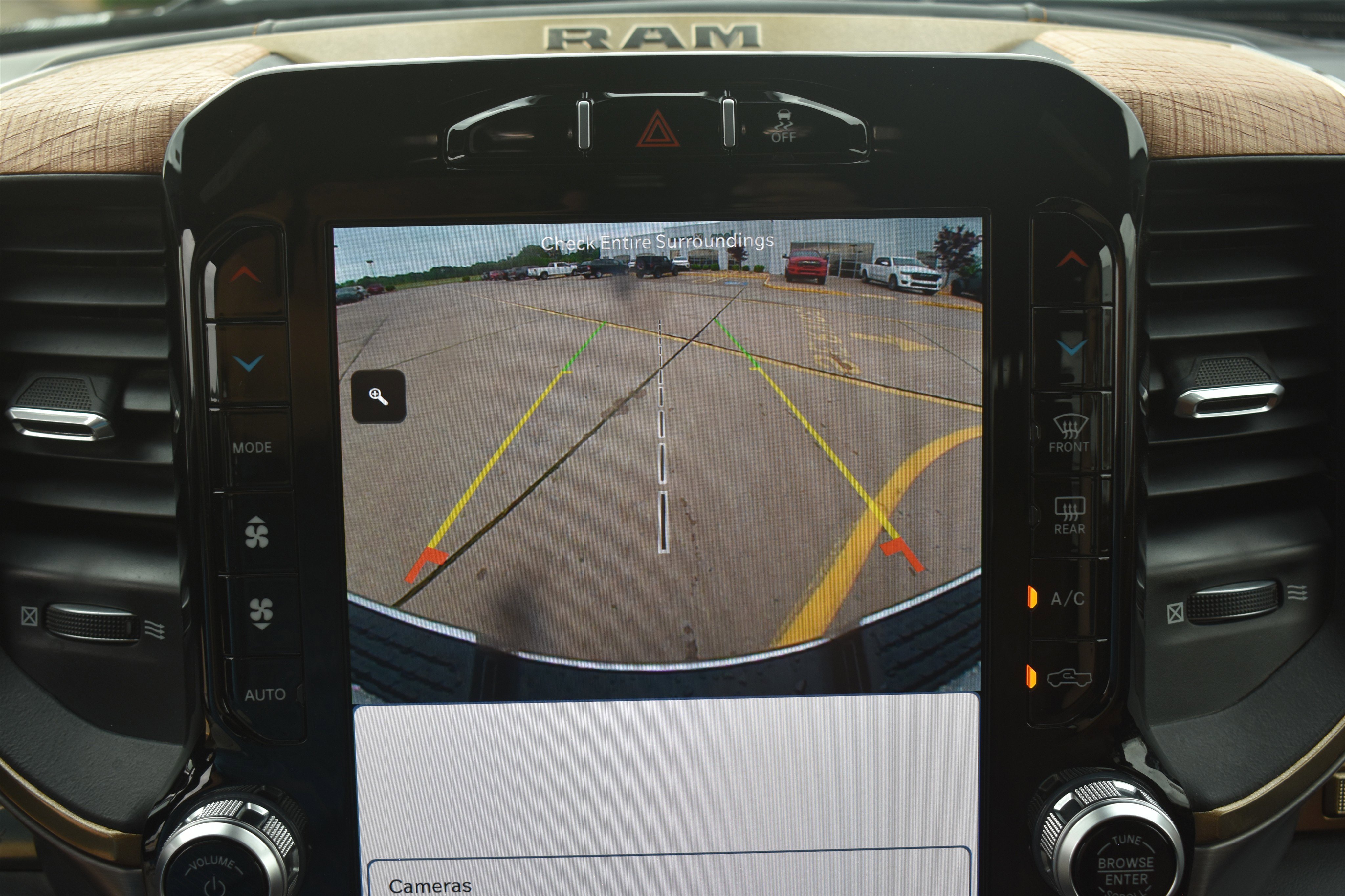 2022 RAM Ram 3500 Pickup Longhorn - Photo 29