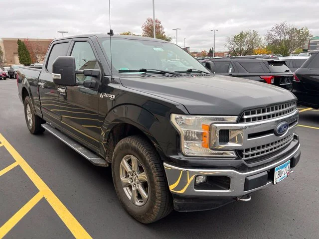 Used 2018 Black Ford XLT image 1