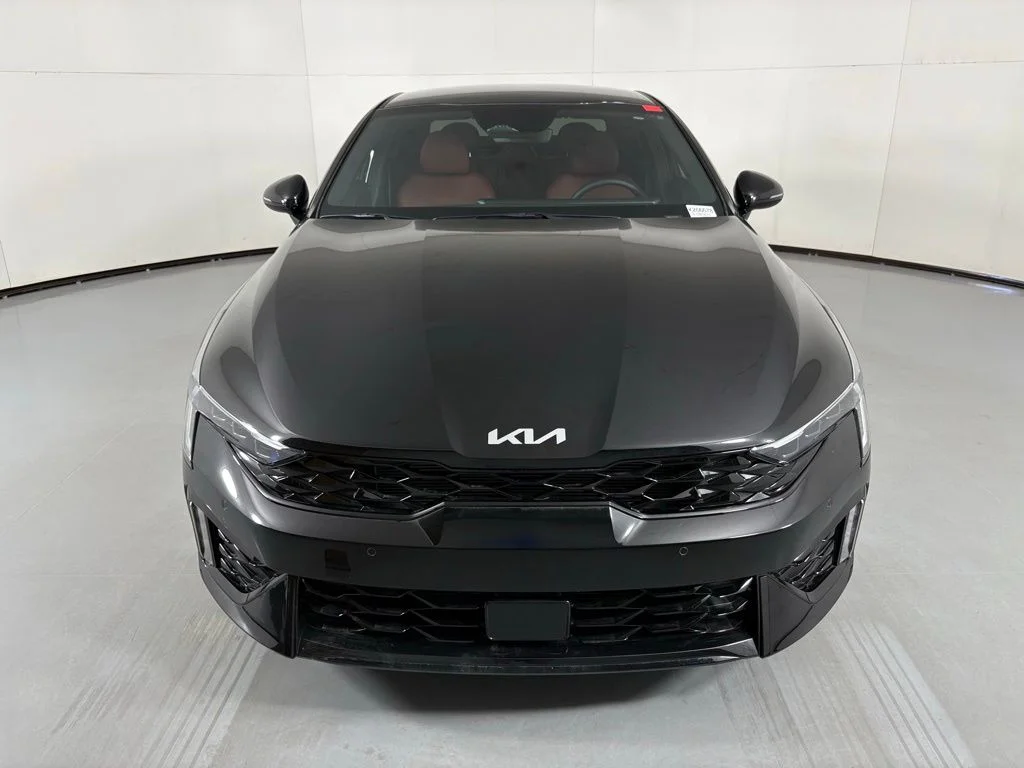 New 2026 Black Kia GT-Line image 3