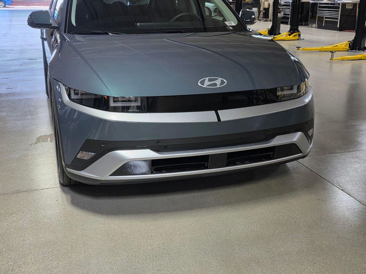 New 2026 Digital Teal Hyundai SEL image 9