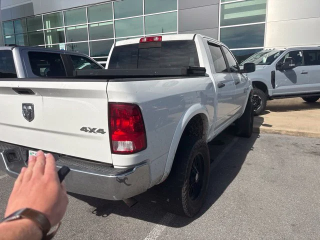 Used 2017 White Ram SLT image 3