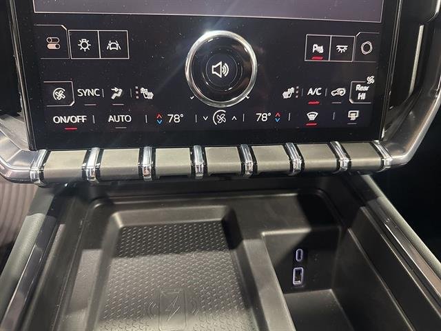 2025 GMC Acadia AT4 - Photo 39