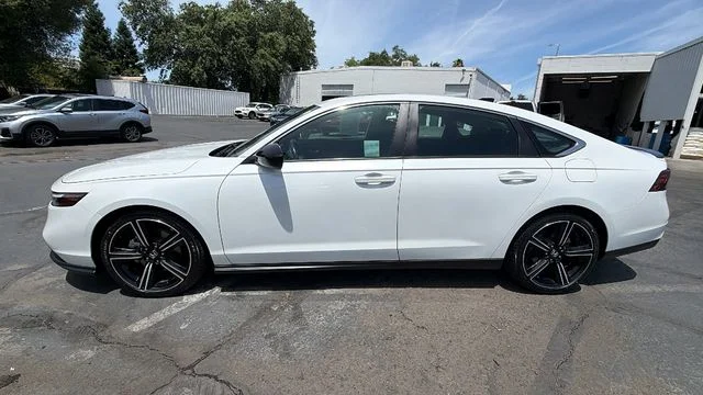 2023 Honda Accord Hybrid Sport - Photo 7