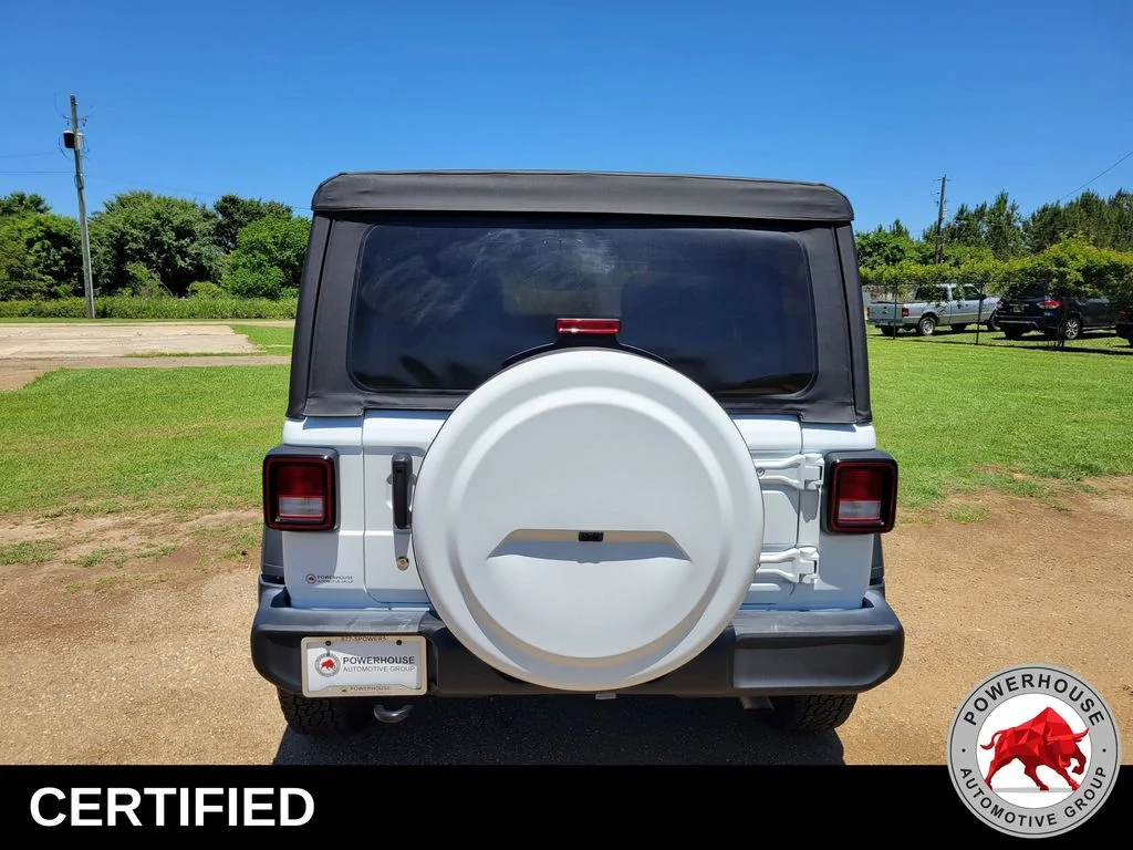 Used 2018 White Jeep Unlimited Sport image 5