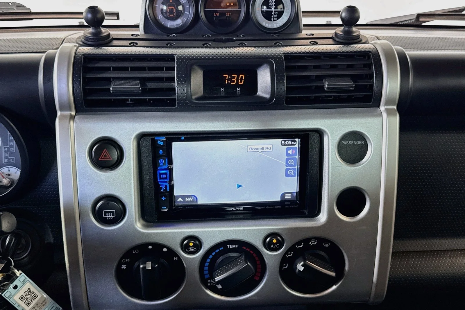 Used 2014 Quicksand Toyota  image 13