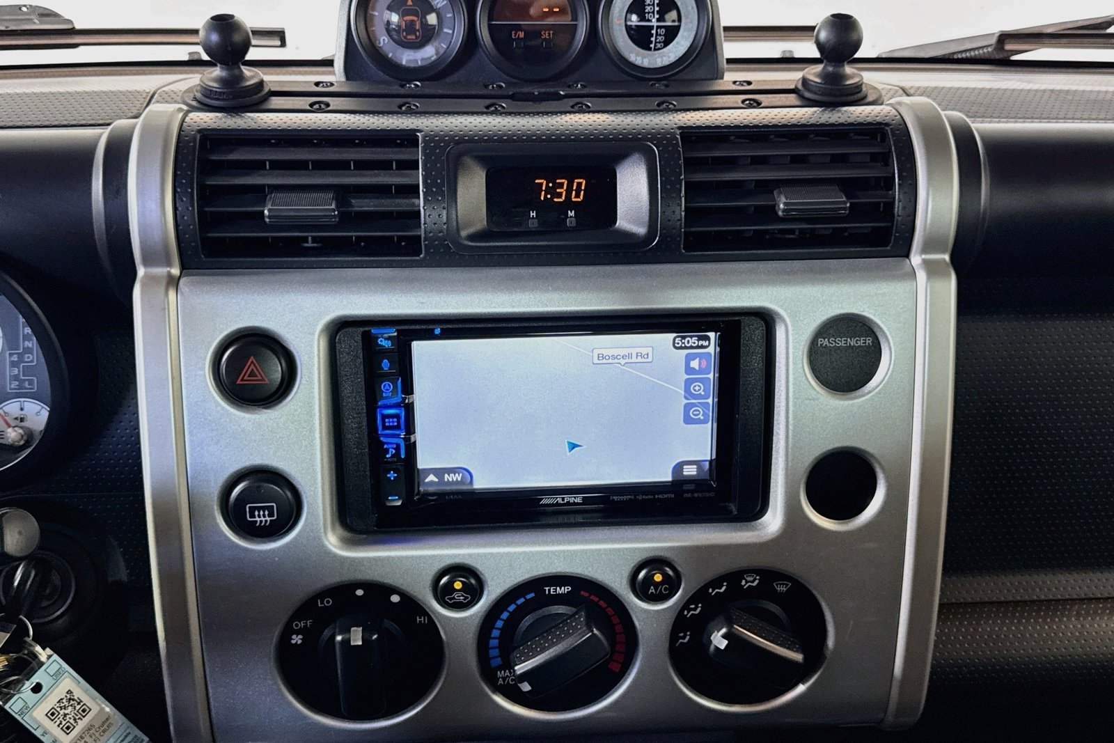 Used 2014 Quicksand Toyota  image 13