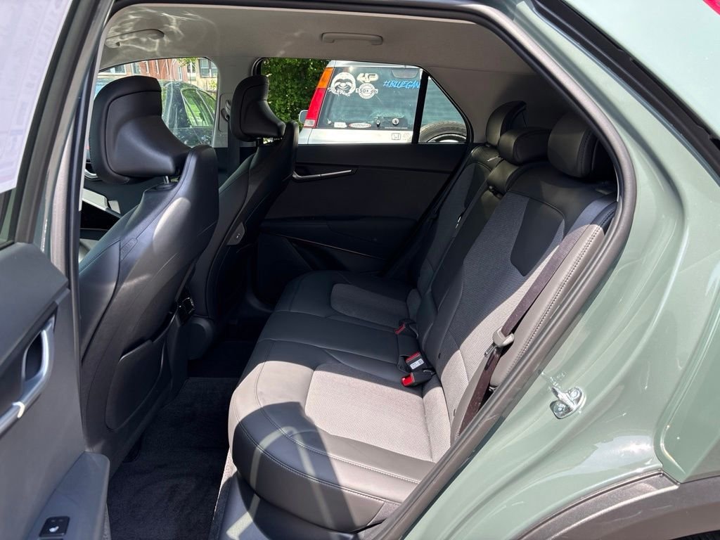 Used 2025 Green Kia EX image 17