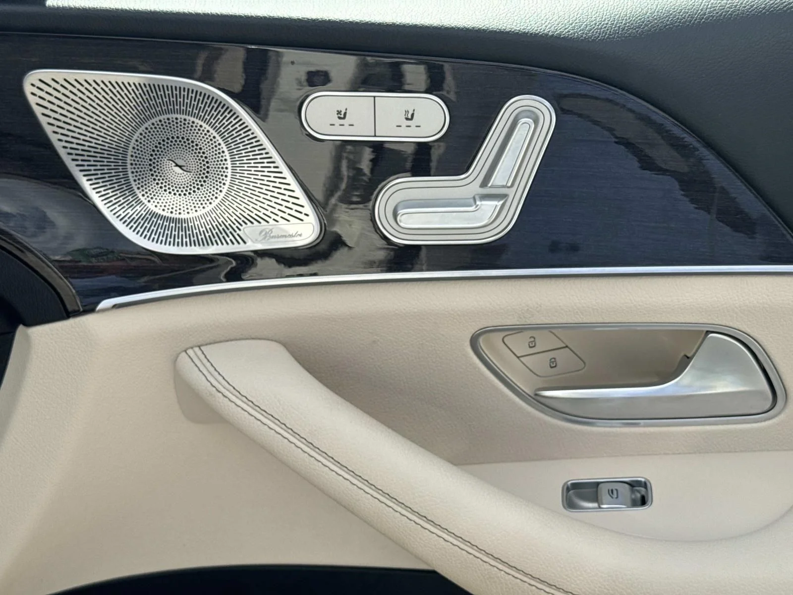 Used 2021 White Mercedes-Benz GLE 450 image 9
