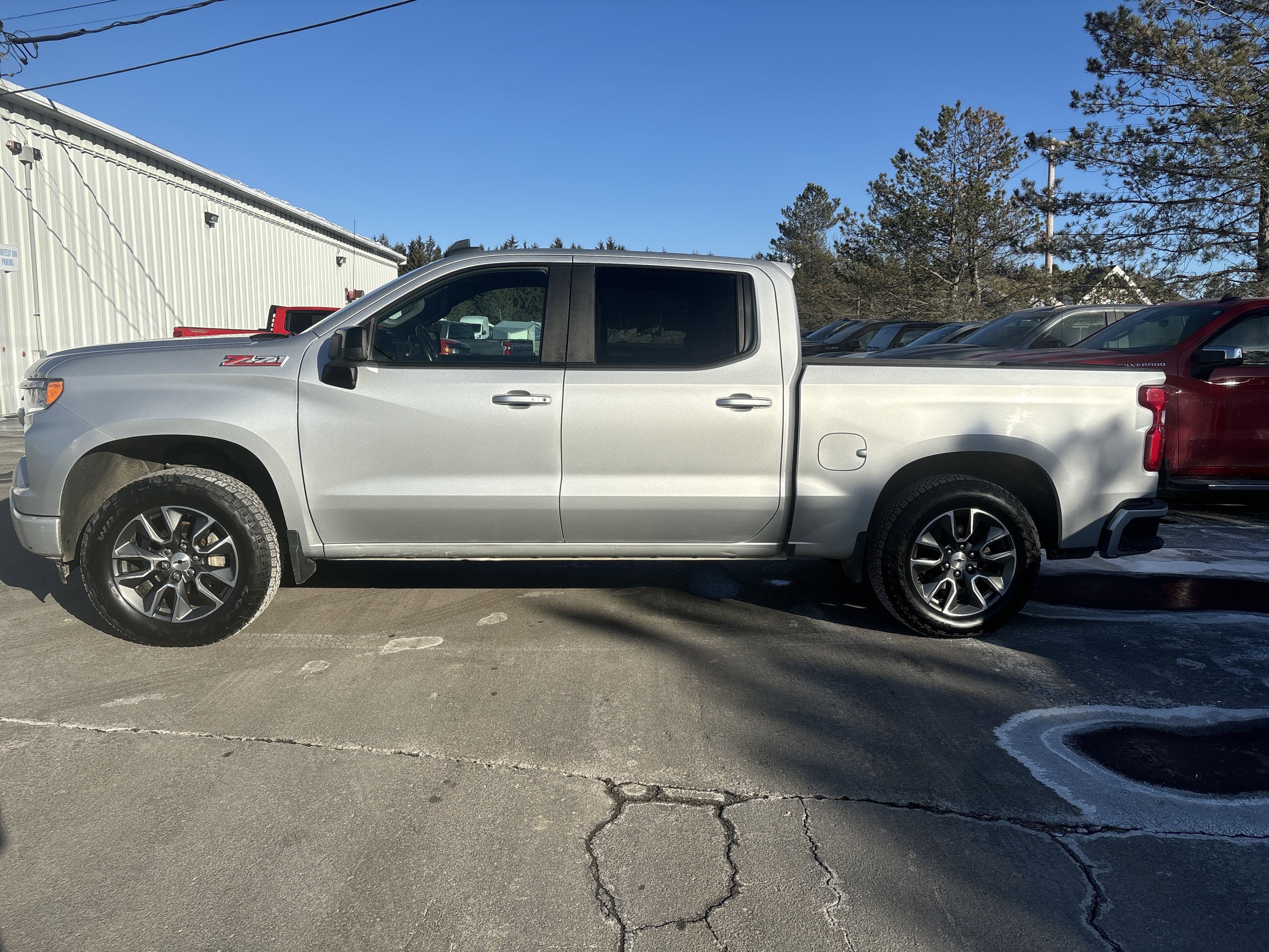 2022 Chevrolet Silverado 1500 RST - Photo 2