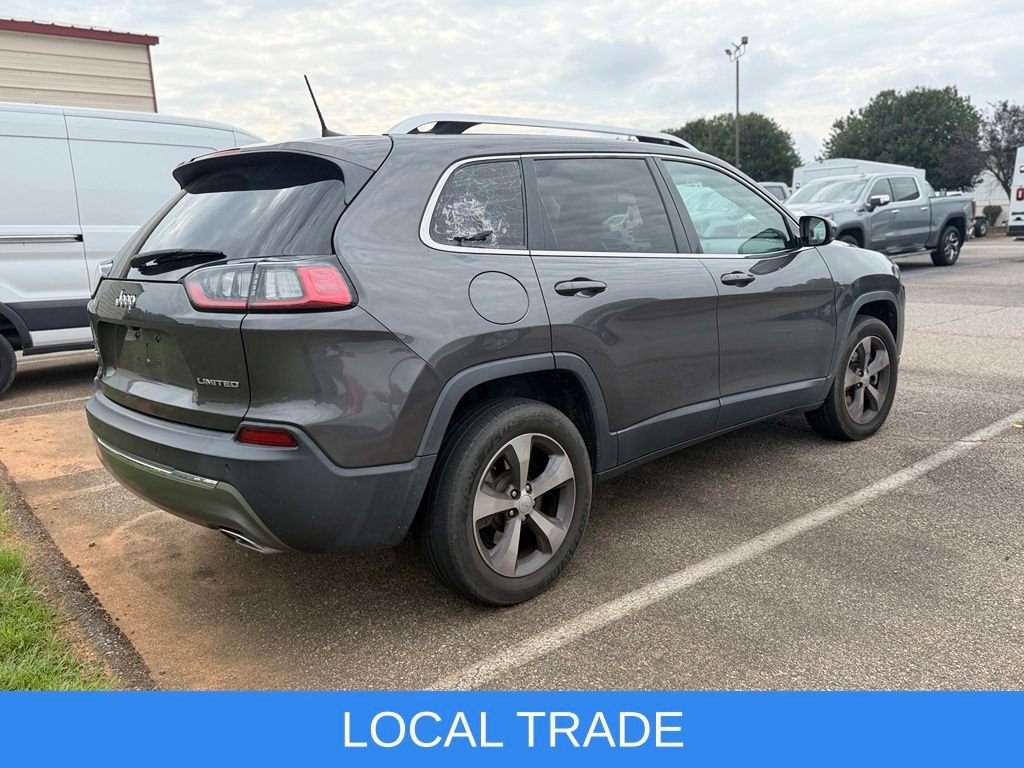 Used 2019 Gray Jeep Limited image 3