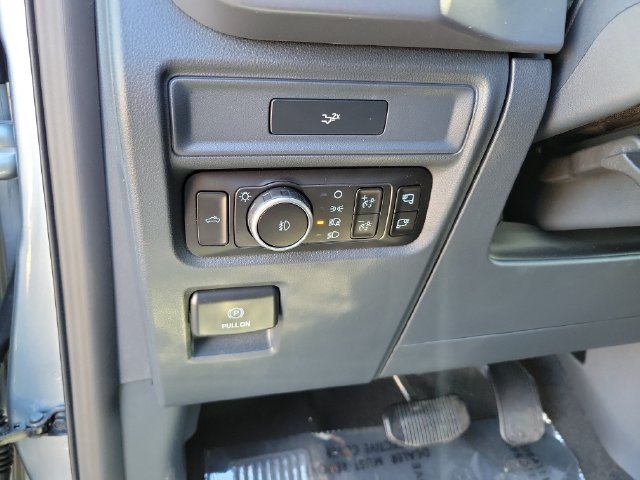 New 2026 Iconic Silver Metallic Ford XLT image 44