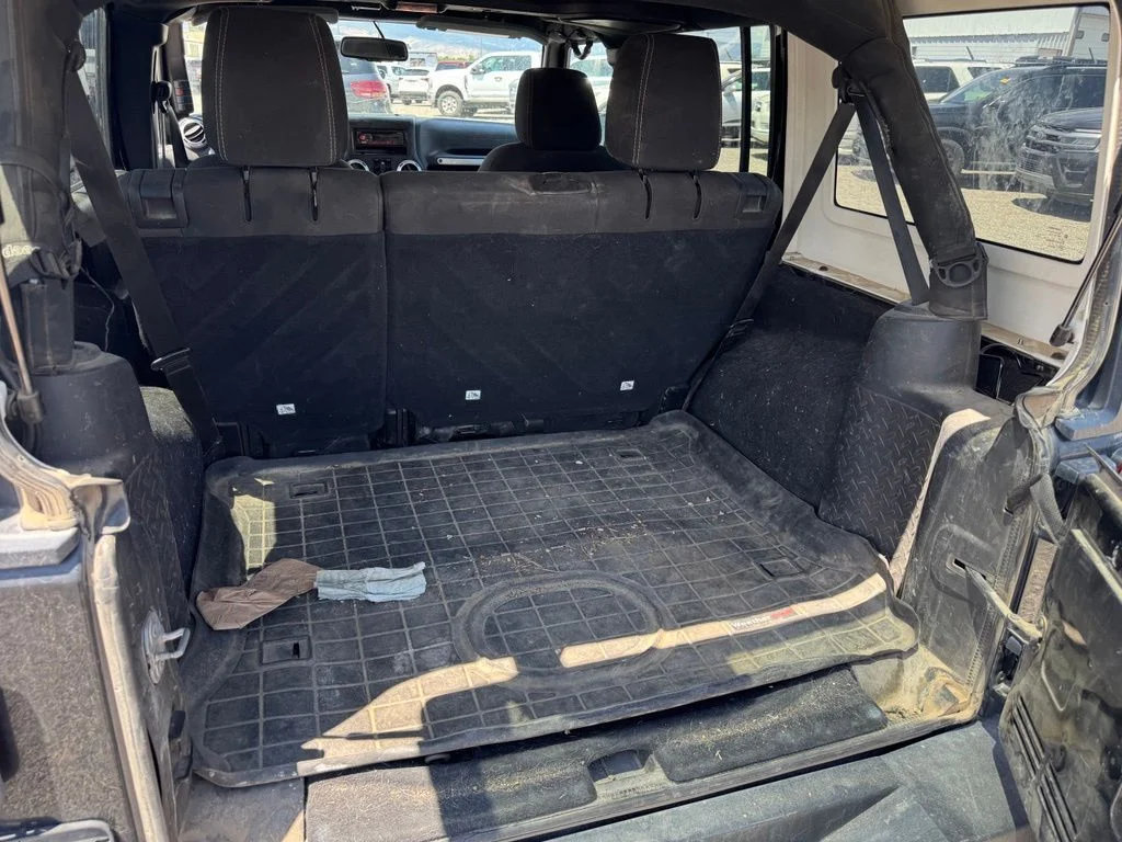 Used 2016 Black Clearcoat Jeep Unlimited Rubicon image 7