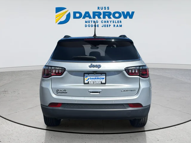 Used 2025 Silver Jeep Limited image 4