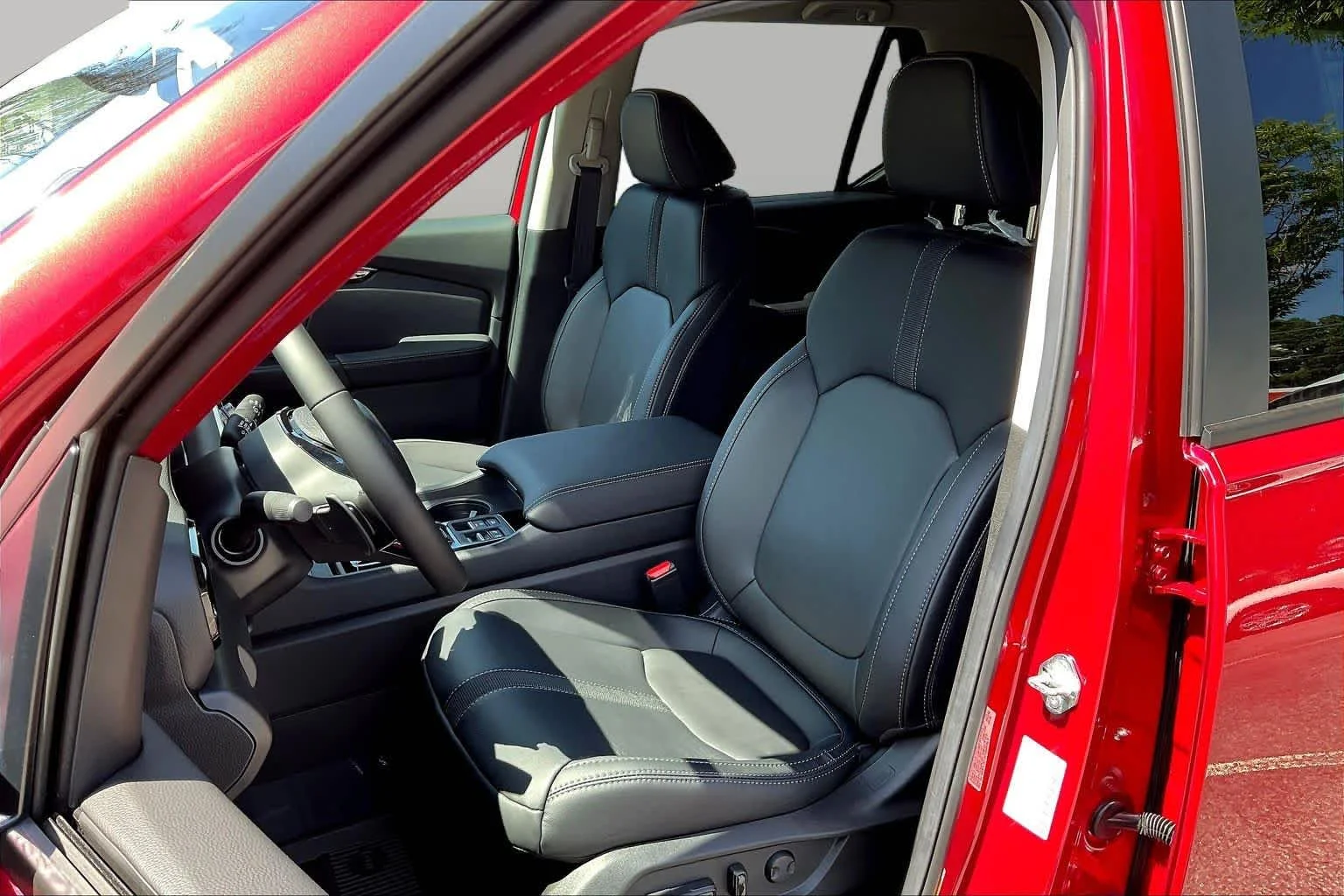 New 2026 Radiant Red Metallic II Honda RTL image 9