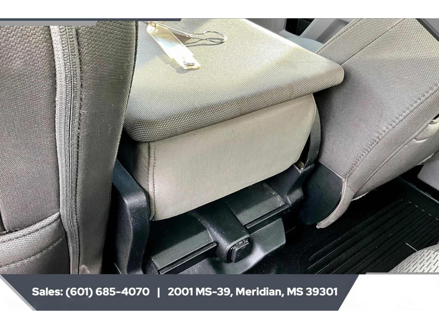 Used 2020 Oxford White Ford XLT image 24